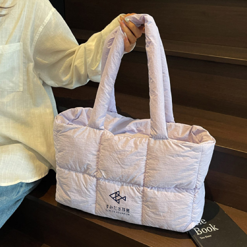 來圖客製雲朵包 簡約時尚經典包款