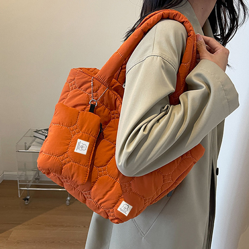 大容量托特包 羽絨包 雲朵包客製