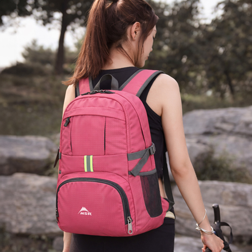 各式運動賽事、團體活動、旅行通勤都適合輕巧大容量後背包 實用週邊禮贈品