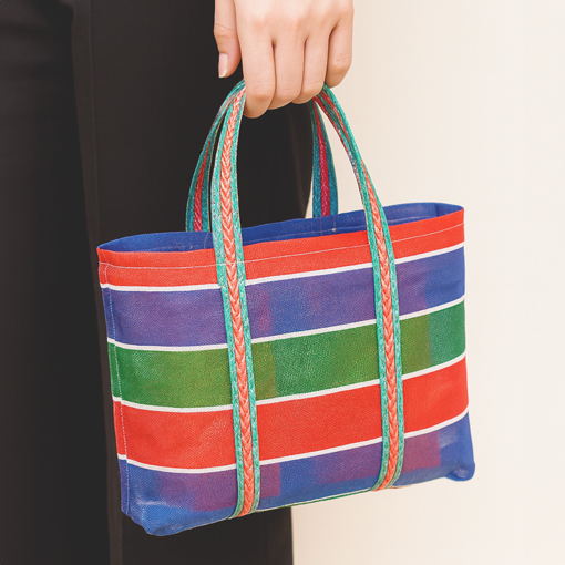 100% 依設計稿打造專屬茄芷袋，完美呈現品牌識別